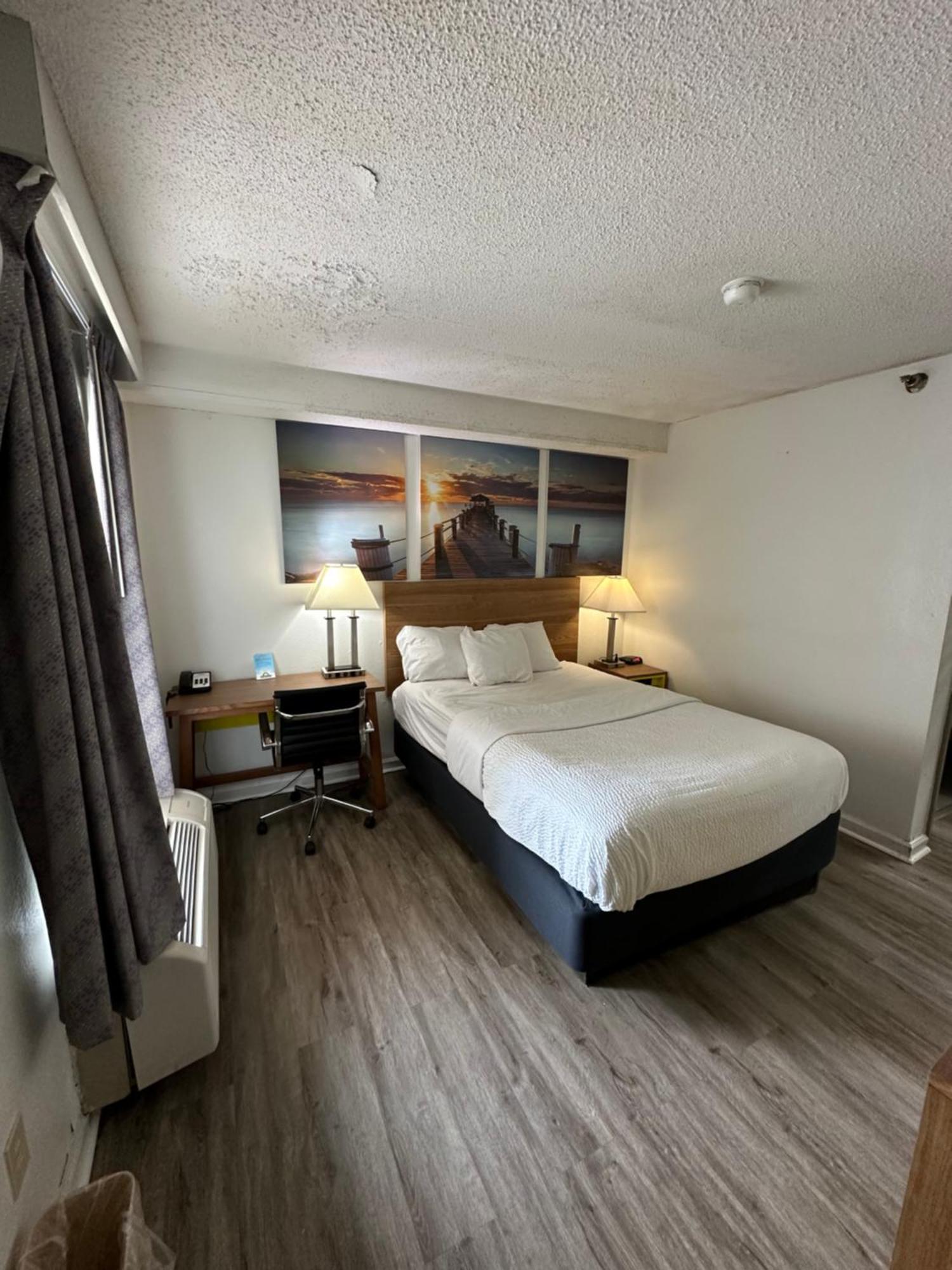 Quality Inn & Suites Decatur Priceville I-65 Exterior photo