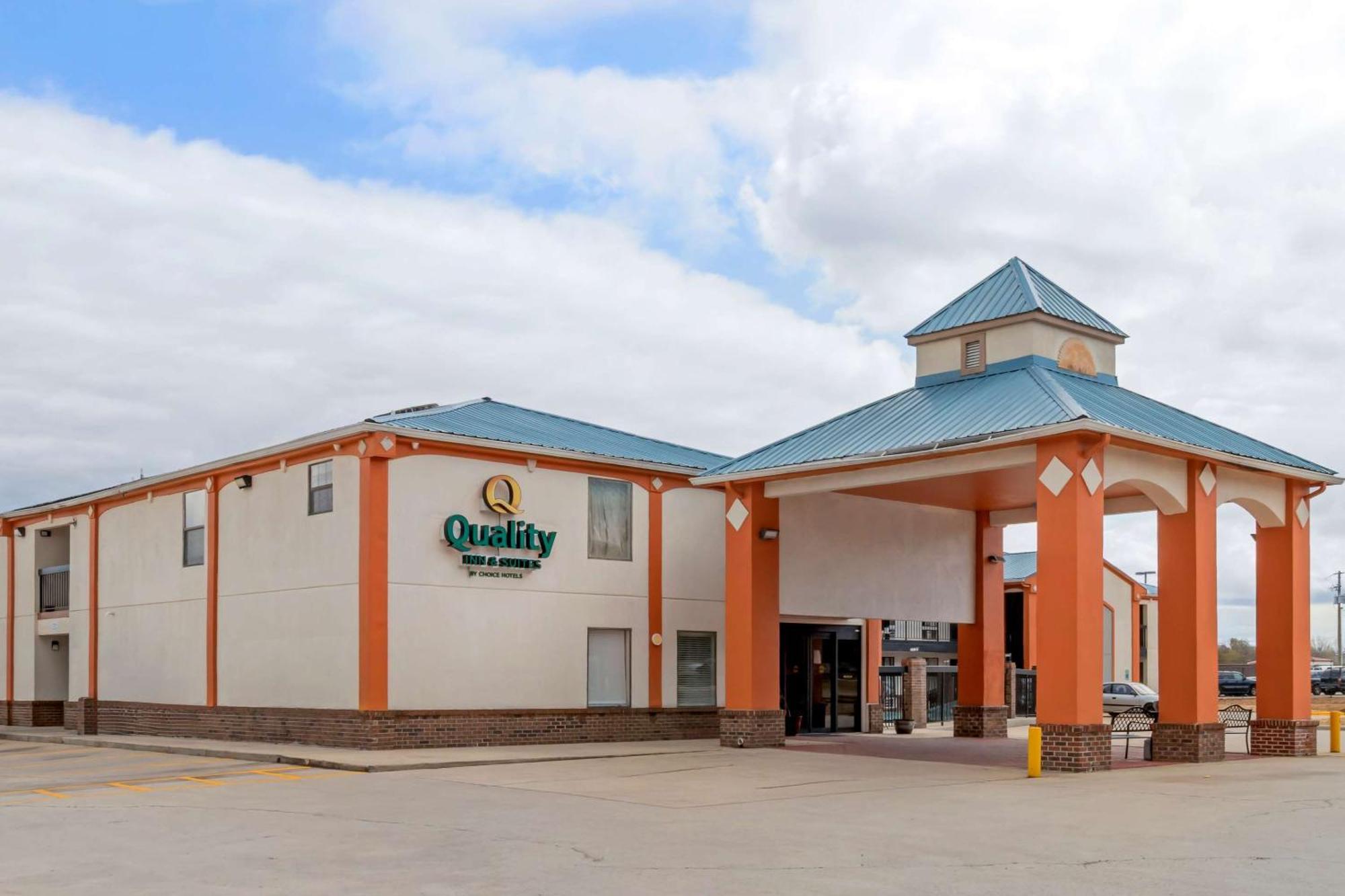 Quality Inn & Suites Decatur Priceville I-65 Exterior photo